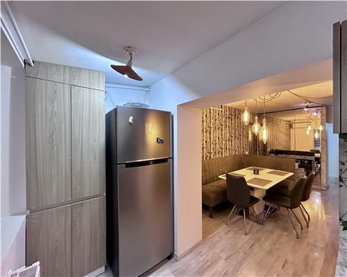 Apartament 3 camere, centrala proprie, LUX, Cantacuzino, Ploiesti