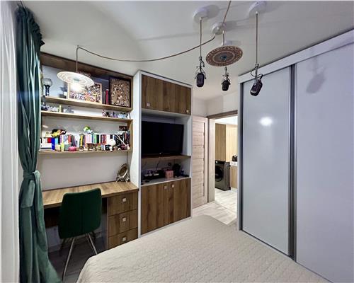 Apartament 3 camere, centrala proprie, LUX, Cantacuzino, Ploiesti