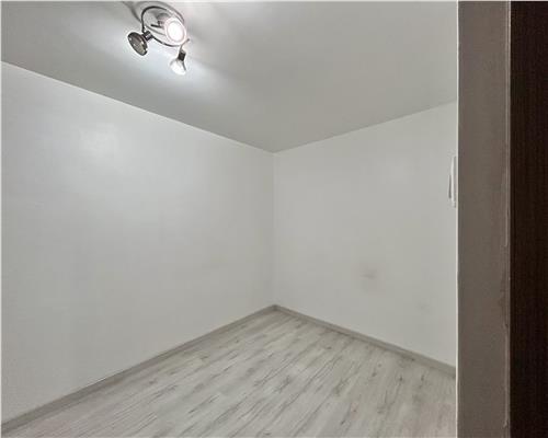 Apartament 3 camere, renovat, centrala proprie, Mihai Bravu, Ploiesti
