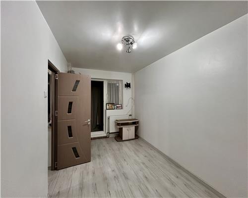 Apartament 3 camere, renovat, centrala proprie, Mihai Bravu, Ploiesti