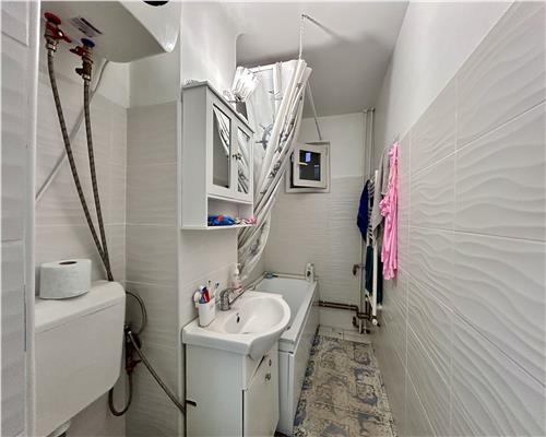 Apartament 3 camere, renovat, centrala proprie, Mihai Bravu, Ploiesti