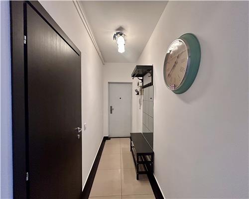Apartament 3 camere, 2 locuri de parcare, centrala proprie, Vest