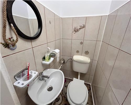 Vanzare casa 5 dormitoare, curte libera 378 mp, Motoi, Ploiesti