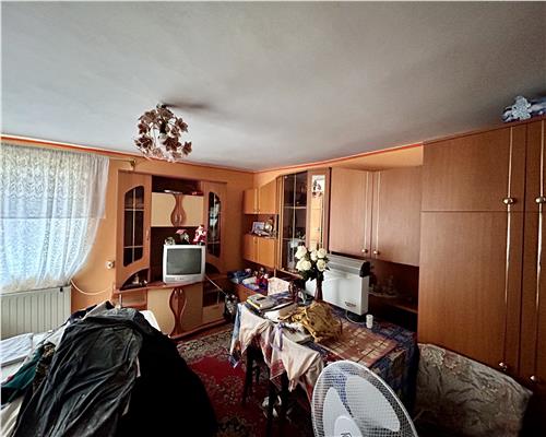 Vanzare casa 5 dormitoare, curte libera 378 mp, Motoi, Ploiesti