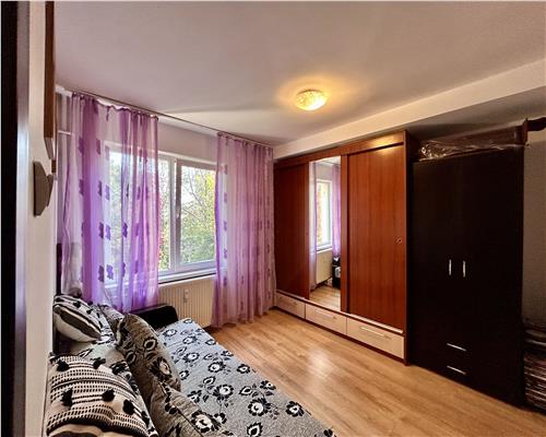 Apartament 2 camere, semidecomandat, Sud, Ploiesti