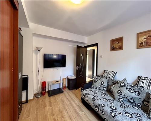 Apartament 2 camere, semidecomandat, Sud, Ploiesti