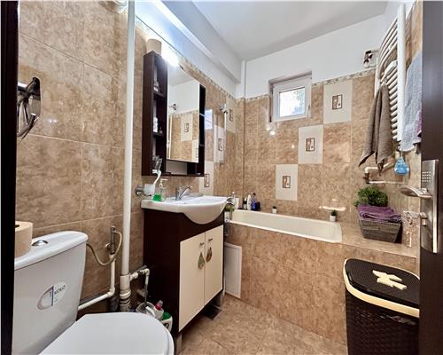 Apartament 2 camere, semidecomandat, Sud, Ploiesti