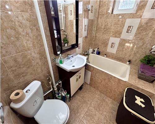 Apartament 2 camere, semidecomandat, Sud, Ploiesti