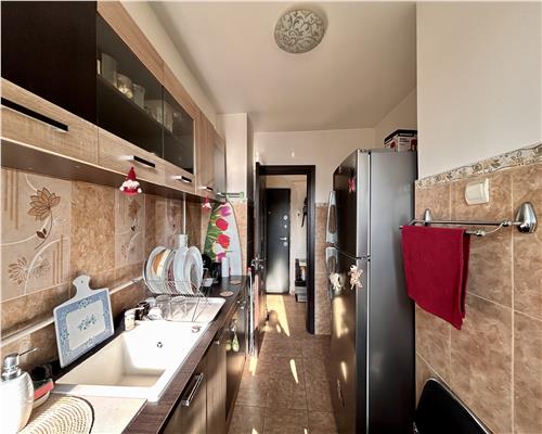 Apartament 2 camere, semidecomandat, Sud, Ploiesti