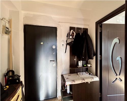 Apartament 2 camere, semidecomandat, Sud, Ploiesti