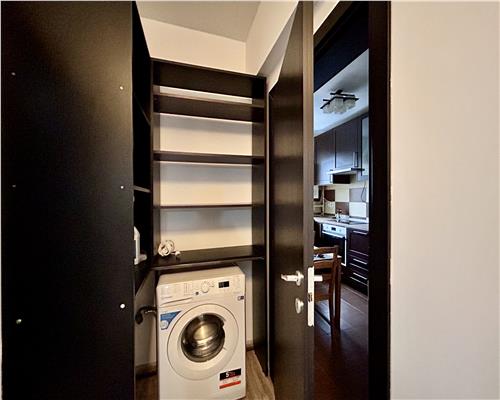 Apartament 3 camere, 2 locuri de parcare, centrala proprie, Vest