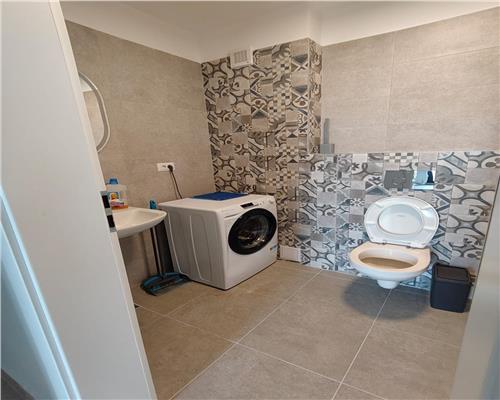 Inchiriere garsoniera de lux, parcare privata, zona Cartier Albert