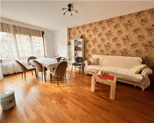 Inchiriere casa 5 camere,  Ploiesti,  zona Bd. Castanilor