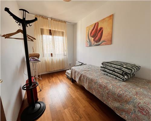 Inchiriere casa 5 camere,  Ploiesti,  zona Bd. Castanilor