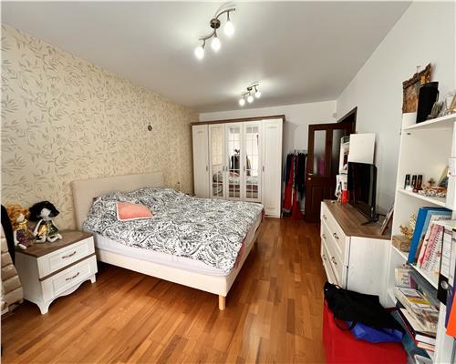 Inchiriere casa 5 camere,  Ploiesti,  zona Bd. Castanilor