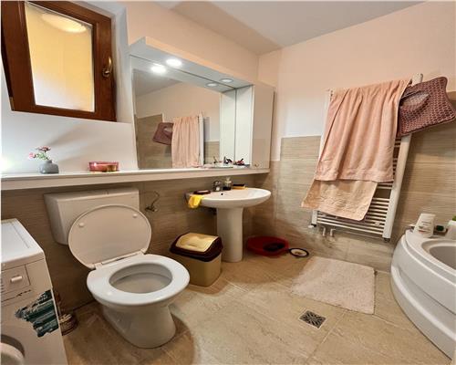 Inchiriere casa 5 camere,  Ploiesti,  zona Bd. Castanilor