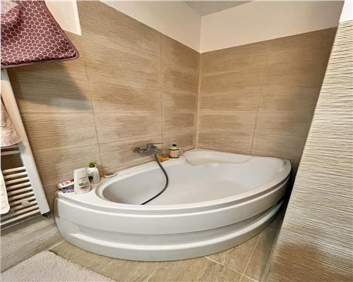 Inchiriere casa 5 camere,  Ploiesti,  zona Bd. Castanilor