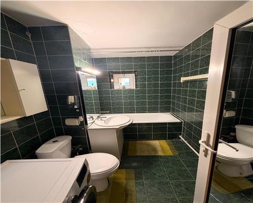 Apartament 3 camere ,centrala proprie,  in Ploiesti ,  Eroilor