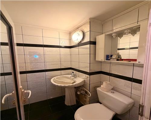 Apartament 3 camere ,centrala proprie,  in Ploiesti ,  Eroilor