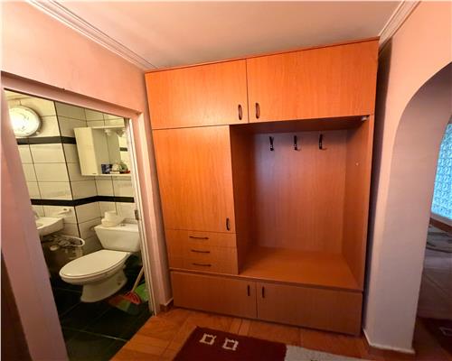Apartament 3 camere ,centrala proprie,  in Ploiesti ,  Eroilor