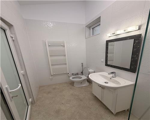 Spatiu birouri cu parcare proprie , Ploiesti, ultracentral