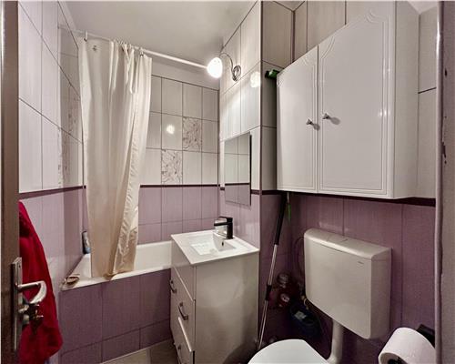 Apartament 2 camere, decomandat, Lamaita, Ploiesti