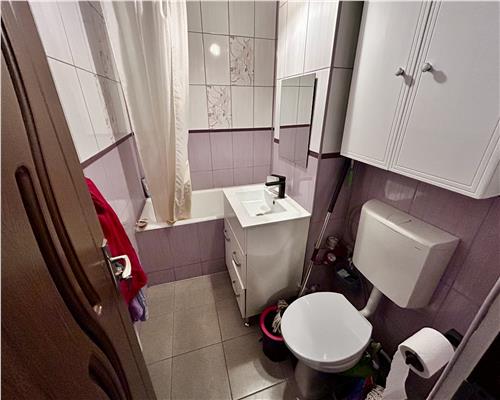Apartament 2 camere, decomandat, Lamaita, Ploiesti