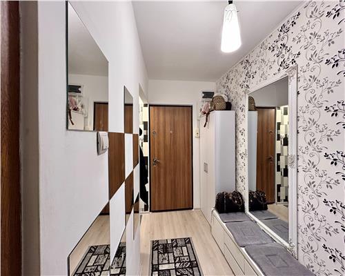 Apartament 2 camere decomandat, Democratiei, Ploiesti