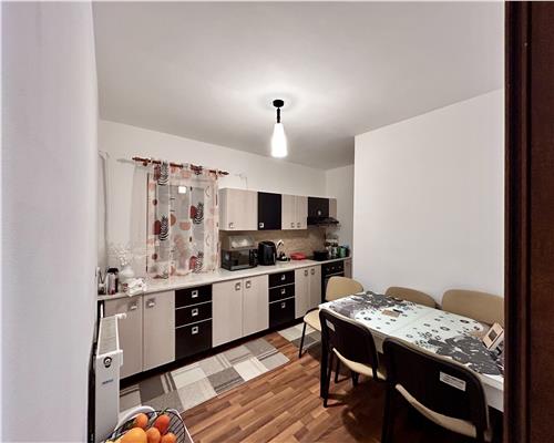 Apartament 2 camere decomandat, Democratiei, Ploiesti