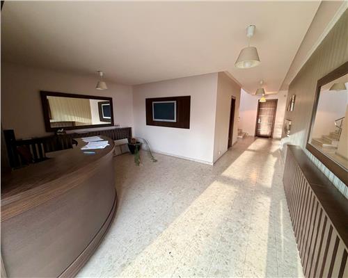 Apartament 3 camere, terase 32 mp, 2 parcari, Ploiesti, Albert