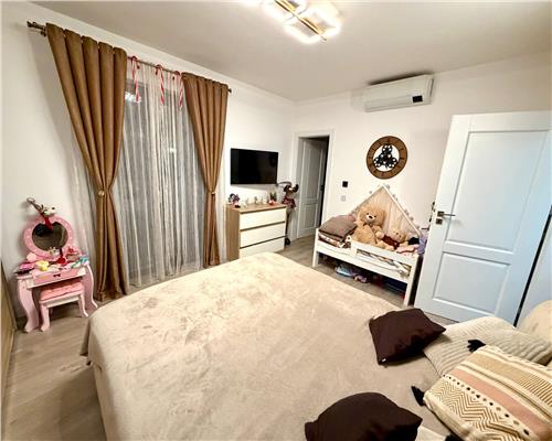 Apartament 3 camere, parcare proprie, mobilat si utilat, Albert, Ploie