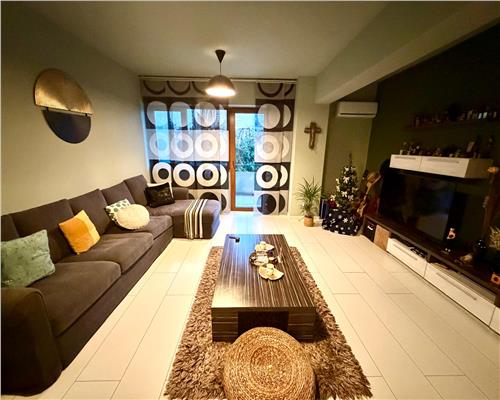 Apartament 3 camere, garaj propriu, mobilat si utilat, central, Ploies