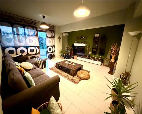 Apartament 3 camere, garaj propriu, mobilat si utilat, central, Ploies