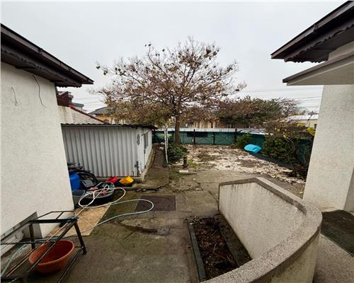 Casa 7 camere si curte, Ploiesti, zona Bobalna.