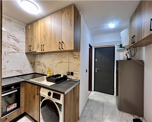 De vanzare Garsoniera 20.53 mp decomandata, Teleajen, Ploiesti