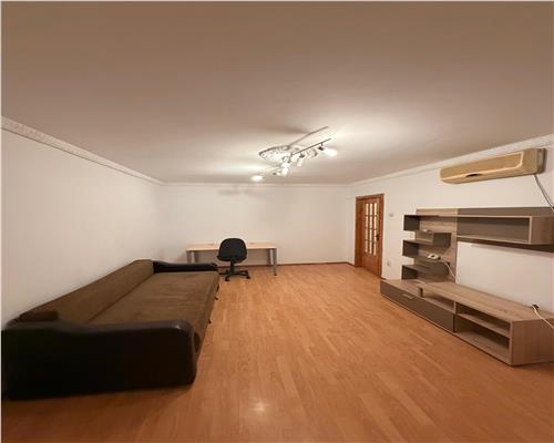 Apartament 3 camere ,centrala proprie,  in Ploiesti ,  P ta M. Viteazu