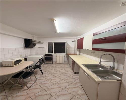 Apartament 3 camere ,centrala proprie,  in Ploiesti ,  P ta M. Viteazu
