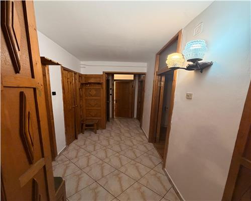 Apartament 3 camere ,centrala proprie,  in Ploiesti ,  P ta M. Viteazu