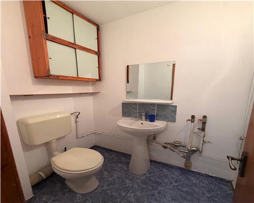 Apartament 3 camere ,centrala proprie,  in Ploiesti ,  P ta M. Viteazu