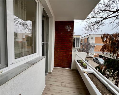 Inchiriere apartament 2 camere, proaspat renovat, zona Sud