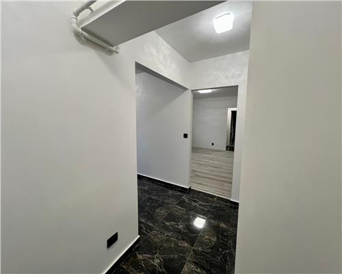Inchiriere apartament 2 camere, proaspat renovat, zona Sud