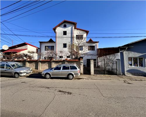 Vanzare Vila 4 camere, 2 dressinguri, 2010, Cioceanu, Ploiesti