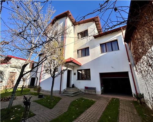 Vanzare Vila 4 camere, 2 dressinguri, 2010, Cioceanu, Ploiesti