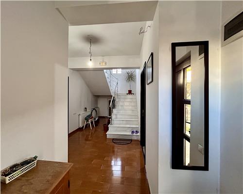 Vanzare Vila 4 camere, 2 dressinguri, 2010, Cioceanu, Ploiesti