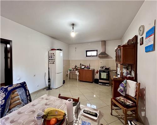 Vanzare Vila 4 camere, 2 dressinguri, 2010, Cioceanu, Ploiesti