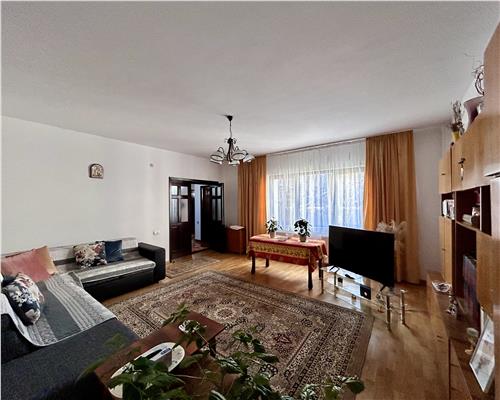 Vanzare Vila 4 camere, 2 dressinguri, 2010, Cioceanu, Ploiesti