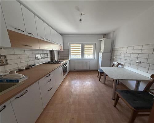 Apartament 2 camere, decomandat, centrala proprie, Ploiesti, Republici