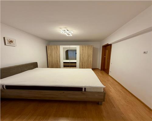 Apartament 2 camere, decomandat, centrala proprie, Ploiesti, Republici