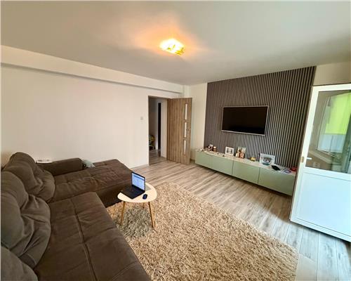 Apartament 3 camere, centrala proprie, Ploiesti, zona Cioceanu/ Sala S