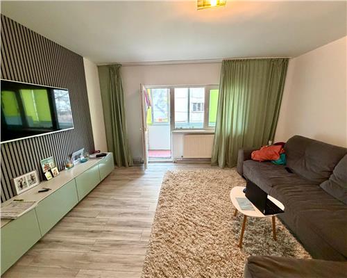 Apartament 3 camere, centrala proprie, Ploiesti, zona Cioceanu/ Sala S